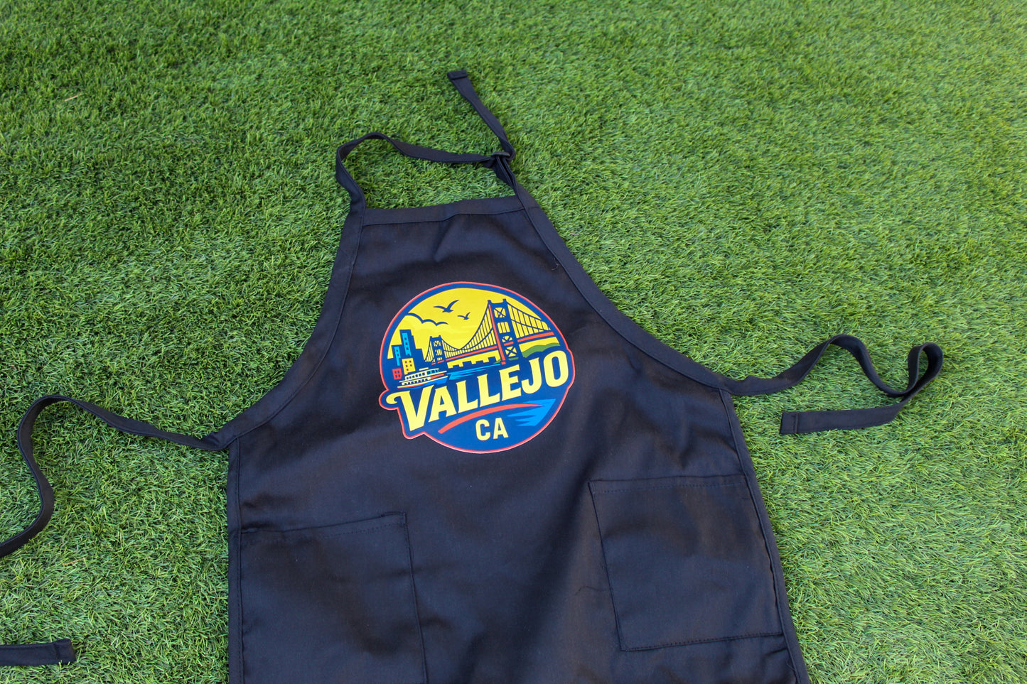 VALLEJO APRON